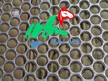 30孔2距不銹鋼圓孔網(wǎng)