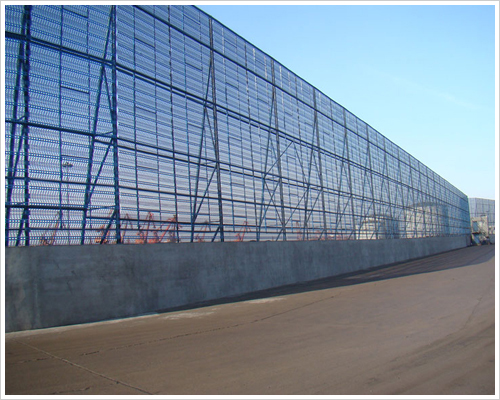 三峰防風抑塵網(wǎng)應(yīng)用安裝